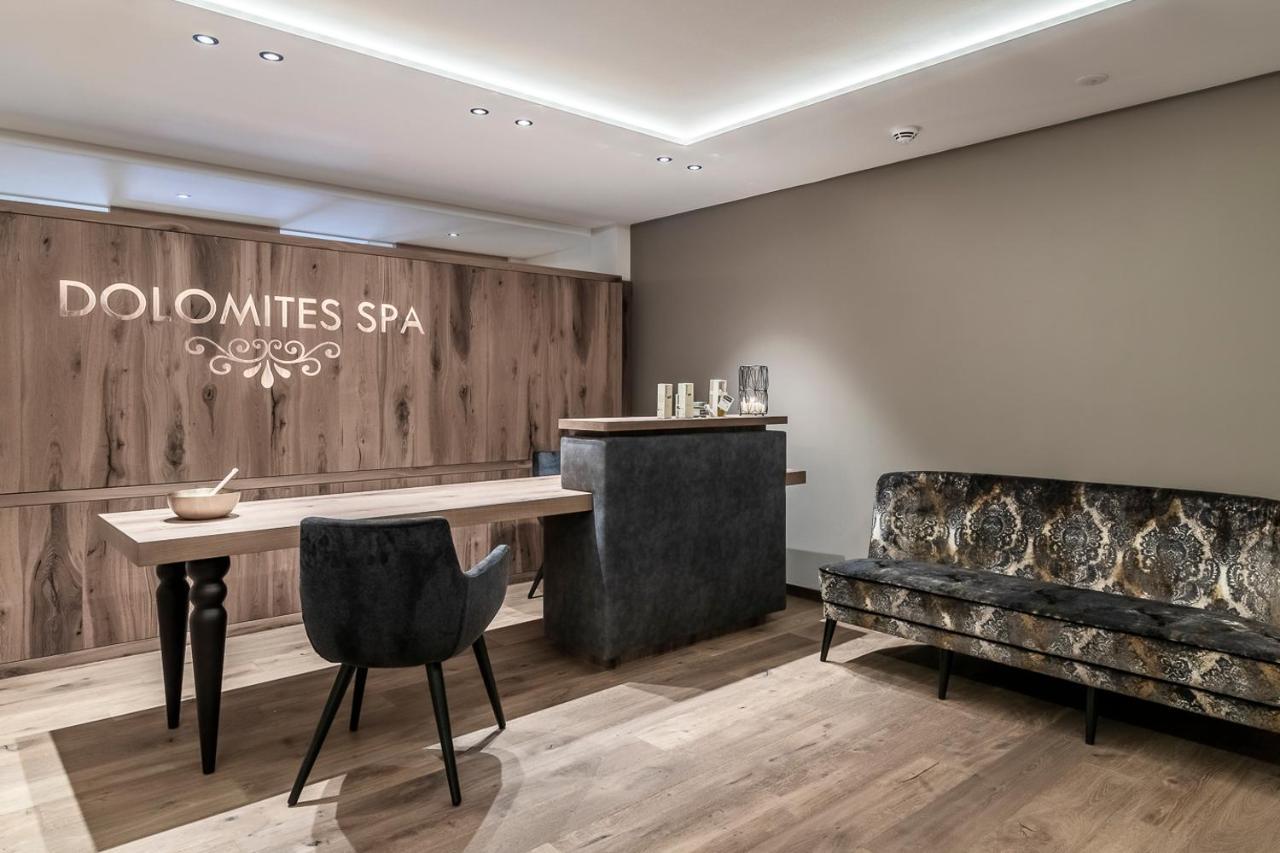 Sporthotel Sonne アルペ・ディ・シウージ エクステリア 写真
